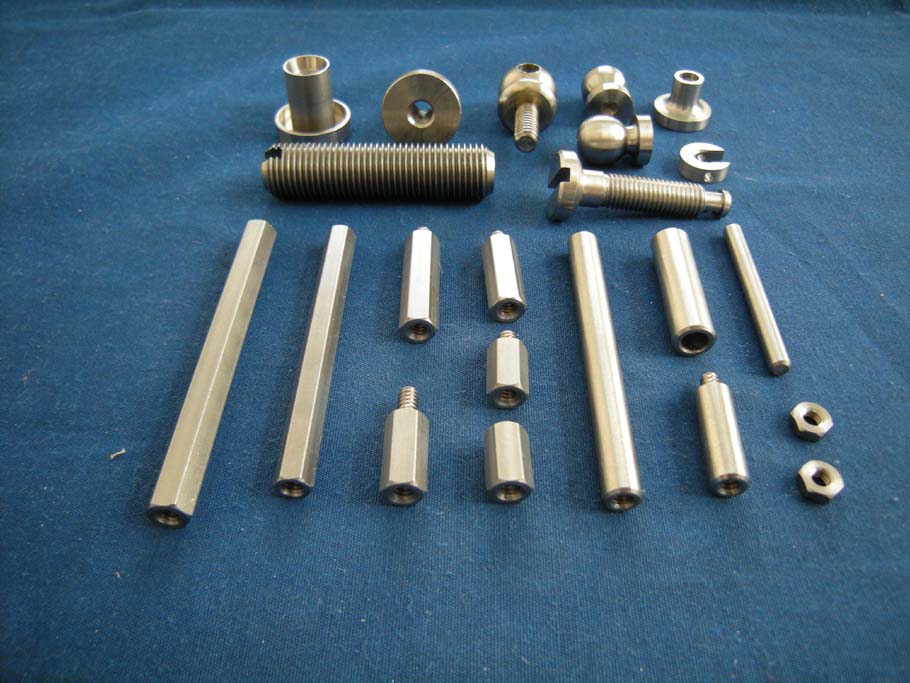 ?自動(dòng)車床加工